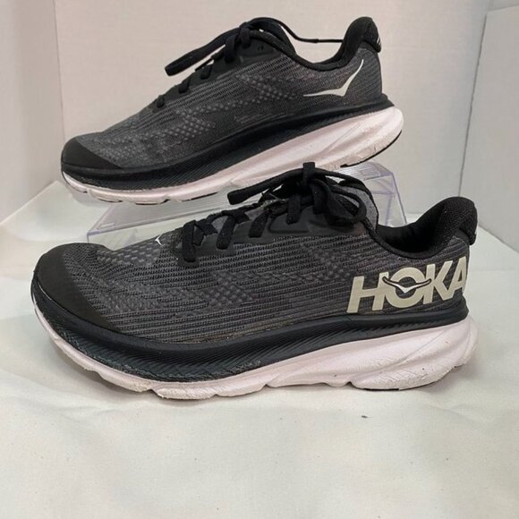 Hoka Clifton 9 Youth Black White Mesh Running Shoes Lightweight Cushion 4.5MD - Picture 6 of 13